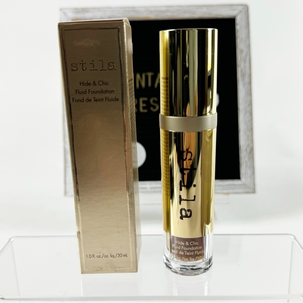 🎲 167. STILA | Deep 3~ Hide & Chic Fluid Foundation New in Box